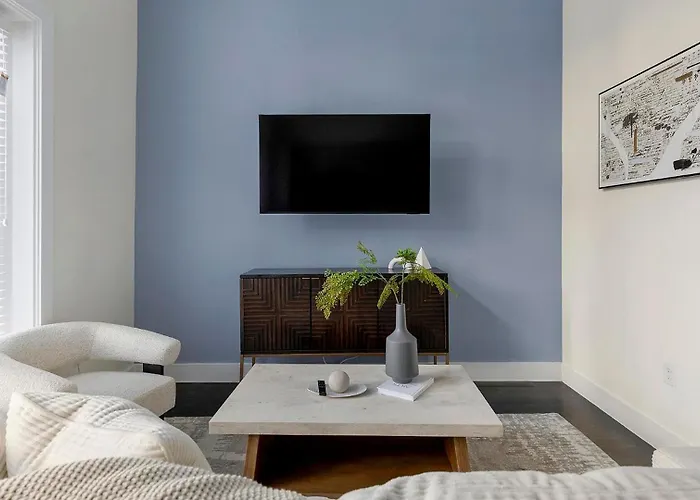 Landing Modern In Bricktown *