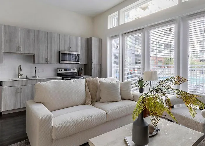 Landing Modern In Bricktown Apartment *