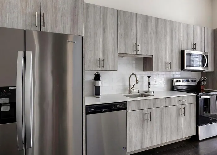 Landing Modern In Bricktown