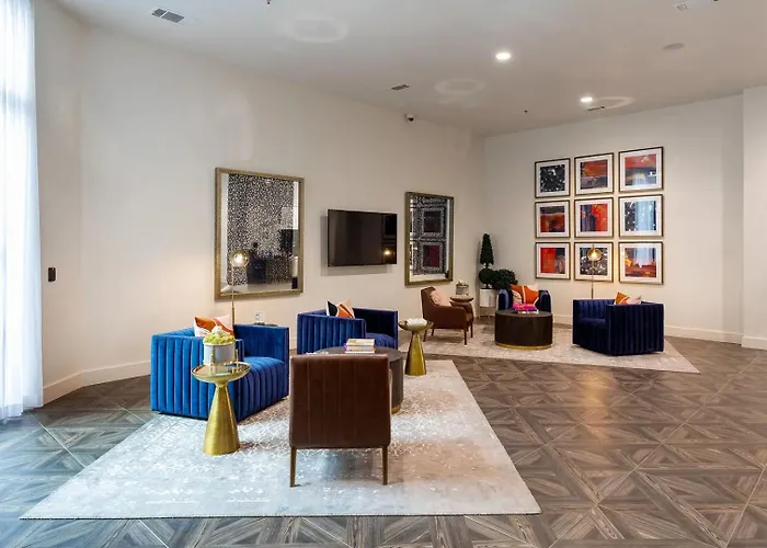 Apartment Landing Modern In Bricktown