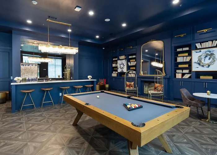 Landing Modern In Bricktown Fort Worth