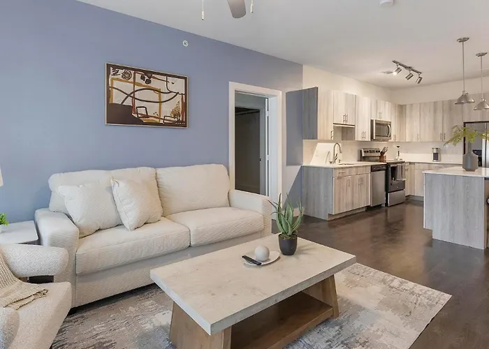Landing Modern In Bricktown Fort Worth
