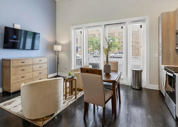 Landing Modern In Bricktown Apartment *